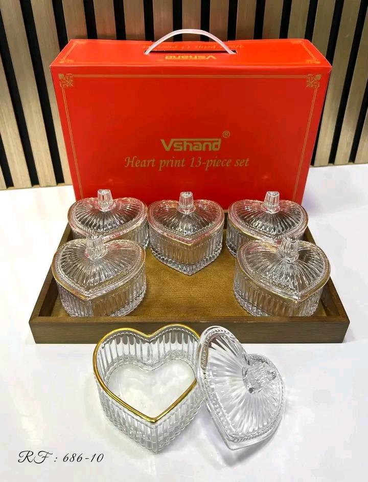 Coffret 13 Pièces en Forme de Cœur