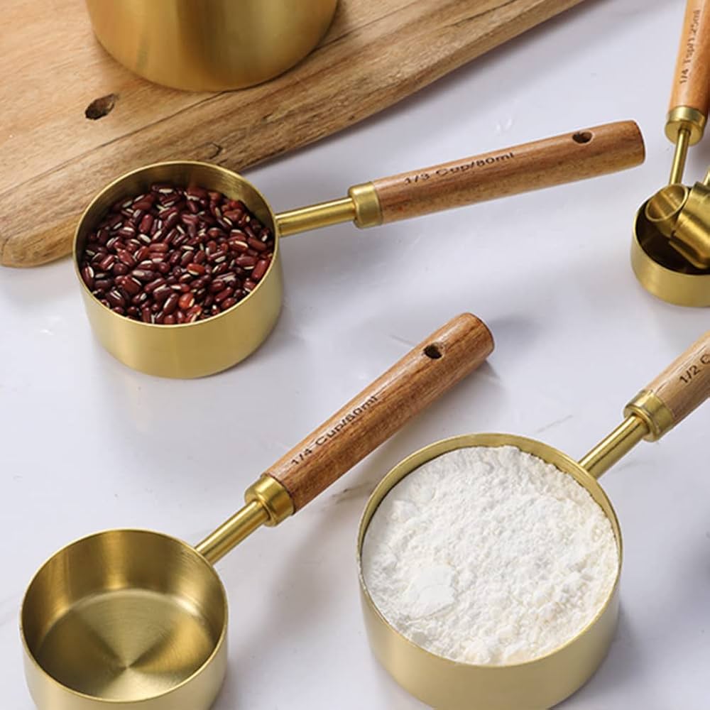 Cuillère Doseuse 150 ml en Acier Doré avec Poignée en Bois