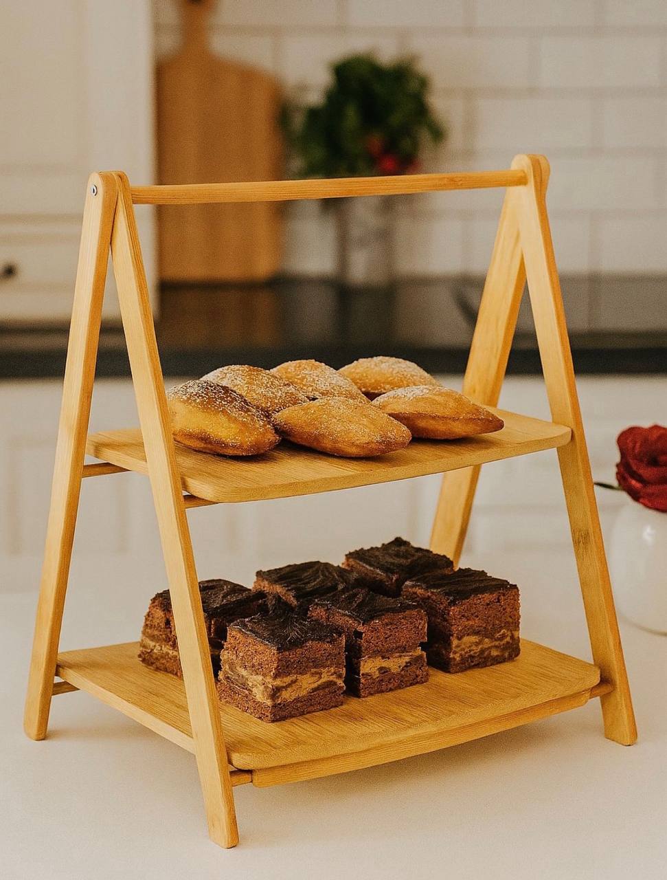 Étagère à Deux Niveaux en Bambou