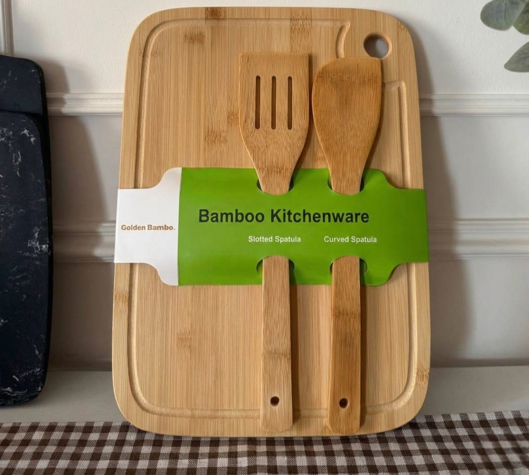 Planche à Découper en Bambou 40x30x2 cm avec 2 Ustensiles